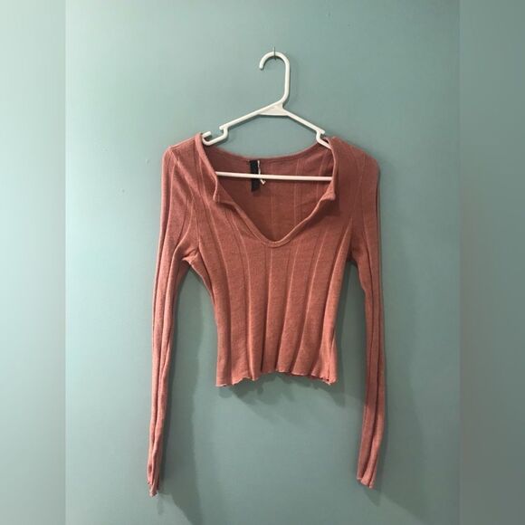 NWOT … MAY PINK “ Size: M” Long Sleeved Crop Top - Picture 1 of 5